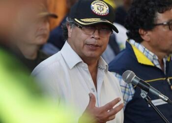 El entorno enfermizo de Gustavo Petro