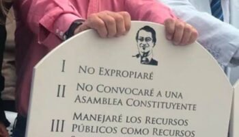 Jefe de gabinete propone que Petro se quede 20 años en el poder y reabre polémico debate sobre reelección