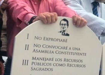 Jefe de gabinete propone que Petro se quede 20 años en el poder y reabre polémico debate sobre reelección
