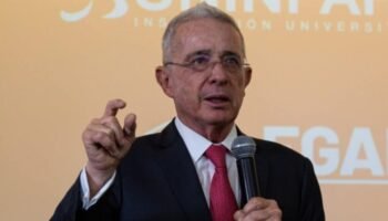 Tribunal ordena dejar en libertad al expresidente Álvaro Uribe tras fallo de tutela