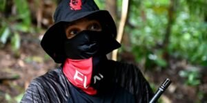 Un soldado colombiano muerto y siete heridos en un ataque con dron del ELN