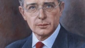 A los jóvenes que odian a Uribe sin saber por qué