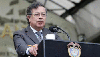 Petro ordena a Fuerzas Armadas de Colombia respaldar a Venezuela ante cualquier operación militar
