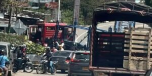 Empresarios piden acciones del Gobierno para levantar bloqueo en la Vía Panamericana