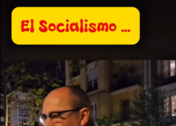 El Socialismo…. Con 2 Crocs