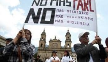 La farsa de la JEP y el delito de Petro