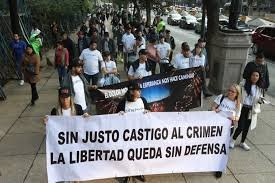 El costo del permisismo en la narrativa cuando la corrección política mata la verdad.