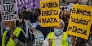 Visibles contradictores de la política energética petrista