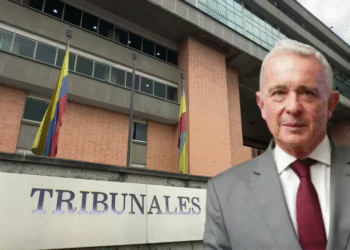 Los regaños y las piezas clave que llevaron al Tribunal de Bogotá a absolver al expresidente Álvaro Uribe