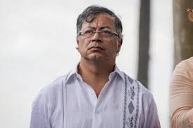 Petro no va a entregar el poder