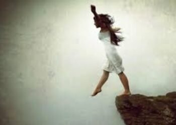 Nuevo salto al vacío del Centro Democrático