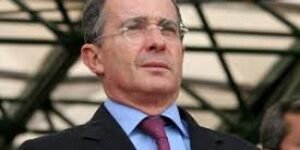 “Si Abelardo es el que pasa a la segunda vuelta, estaremos con él”: Uribe sobre candidatura presidencial de De la Espriella