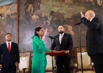 Delcy Rodríguez jura como presidente encargada tras la caída de Maduro