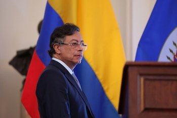 AP informó que el presidente