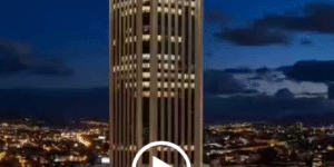 Ya lo vieron. Se van es a romper la vestiduras de ira con esta belleza de video.