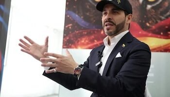 Abelardo de la Espriella se despachó contra el Gobierno por decisión de la Fiscalía de levantar órdenes de captura a jefes de bandas en Medellín: “Serán los jefes de campaña del cobarde”