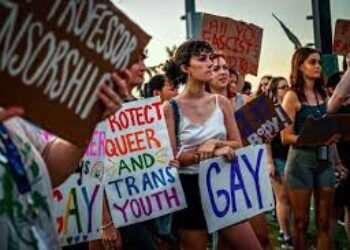 Trump prohíbe las «políticas de diversidad» y la ideología ‘woke’ en empresas contratistas del Gobierno de EEUU