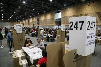 El proceso de inscripción para el cargo de Auxiliar Administrativo debe realizarse exclusivamente en la plataforma oficial de la Registraduría Nacional - crédito Colprensa