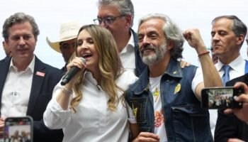 LA DISTANCIA ENTRE LOS DOS …..