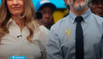 SE “ OVIEDIZÓ”PALOMA ?