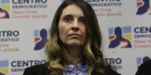 La Barca de Calderón – El Éxodo del Uribismo hacia Abelardo