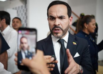 De la Espriella señala a Petro tras el asesinato de dos miembros de su campaña a manos del narcoterrorismo: «Ha facilitado oxígeno e impunidad a los bandidos»