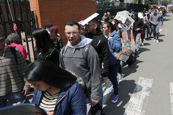 El 40% de las vacantes laborales prioriza la inclusión de mujeres, personas mayores de 50 años y personas con discapacidad - crédito  Luisa González/REUTERS