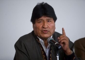 El presidente de Bolivia, Rodrigo Paz, derrota la subversión de la izquierda: Evo Morales llama a pausar los bloqueos y protestas
