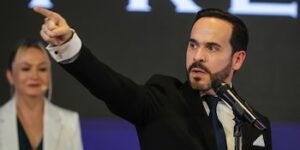 Abelardo de la Espriella pidió investigar presuntos acuerdos entre el Clan del Golfo y Gobierno Petro: “Nadie estará por encima de la ley”