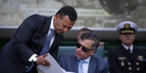 Contrario a Petro, ministro de Defensa, Pedro Sánchez, dijo que el presidente de la República a partir del 7 de agosto es De La Espriella
