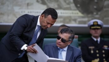 Contrario a Petro, ministro de Defensa, Pedro Sánchez, dijo que el presidente de la República a partir del 7 de agosto es De La Espriella