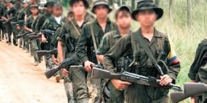 Alerta por captación de menores en redes en Colombia: grupos armados usan contenido digital