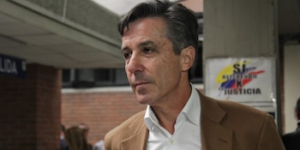Fiscalía imputará cargos a José Roberto Prieto, exgerente de la campaña presidencial de Juan Manuel Santos, por dos delitos: la audiencia se suspendió