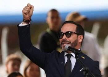 Alertan sobre presunto plan millonario de las guerrillas para atentar contra el presidente electo Abelardo de la Espriella