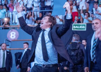 Javier Milei formula el primer gran marco antiwoke: la batalla cultural como condición de supervivencia nacional
