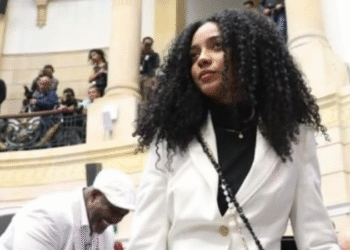 Fiscalía llama a juicio a Juliana Guerrero por títulos universitarios
