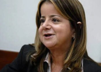 Abelardo de la Espriella oficializó seis nuevos ministros para su gobierno