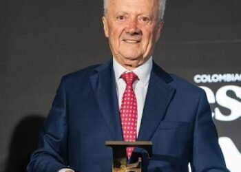 Arturo Calle encabezará nuevo comité de sabios presentado por De la Espriella