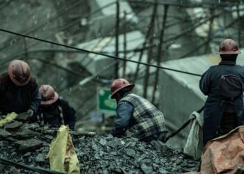 El carbón pierde más de 25.000 empleos: así se encareció operar en las regiones mineras