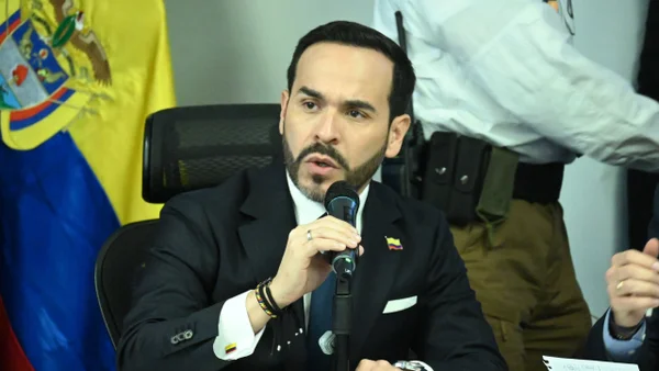 Presidente Abelardo de la Espriella declara emergencia económica y la creación de Fondo Milagro