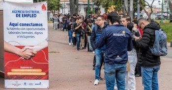 Los empleos pueden tener salarios de hasta nueve salarios mínimos - crédito Alcaldía de Bogotá