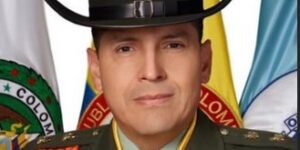 MG (r) Alejandro Barrera será el director de la Policía Nacional del Gobierno de De la Espriella