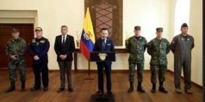 Presidente de la Espriella presenta nueva cúpula militar