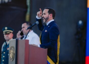 De la Espriella augura una nueva etapa para Colombia signada por una «regeneración nacional»: «Comienza el tiempo del orden, la autoridad y la libertad»
