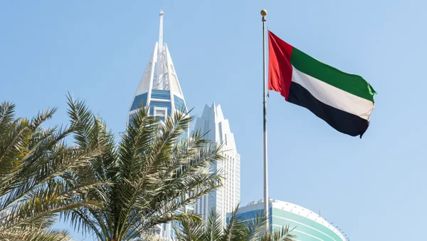 Emiratos Árabes Unidos se suma a la ayuda para Colombia: así lo anunció el presidente De La Espriella