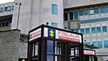 Polémica resolución de la Fiscalía eliminaría despachos que investigan al Clan del Golfo y la Oficina de Envigado