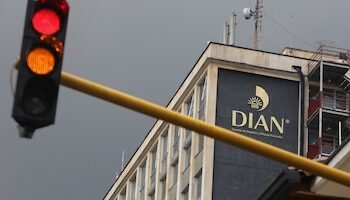 En un mes, la Dian aprehendió más de $30.000 millones en contrabando e incautó drones utilizados por criminales: “Se acabó la vagabundería”