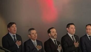 ¿Quién trata de amordazar al presidente De La Espriella?