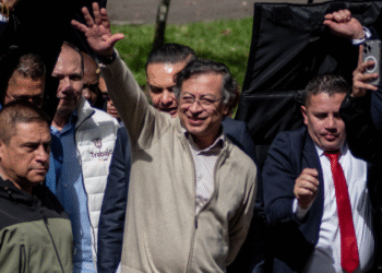 Fiscalía pide investigar a Gustavo Petro por el caso de Kevin Acosta