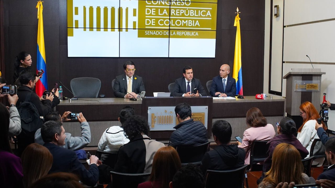 Gobierno Nacional radicó ante el Congreso la Ley de Sometimiento de los grupos armados
